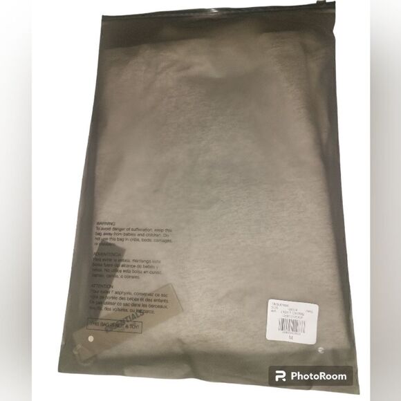 ✔️ FEAR OF GOD ESSENTIALS Men Tee T-Shirt. Medium. Light Oatmeal, Dark Oatmeal S - Picture 3 of 4